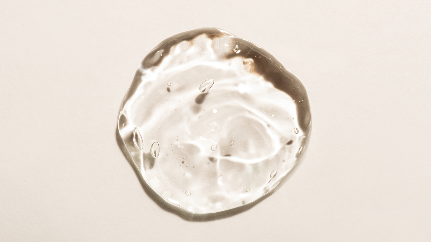 AHAs vs. BHAs in Natural Skincare: What’s the Difference?