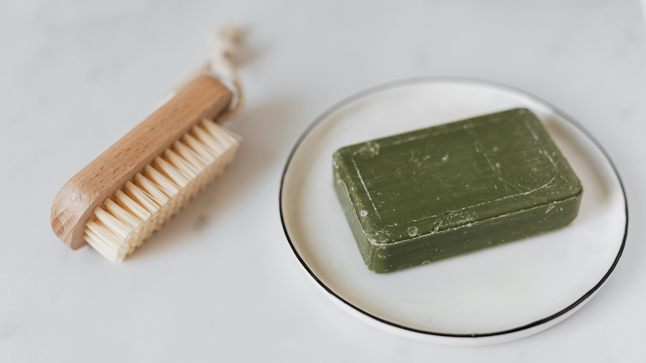 What Are Parabens? A Natural Skincare Guide to Clean Ingredients