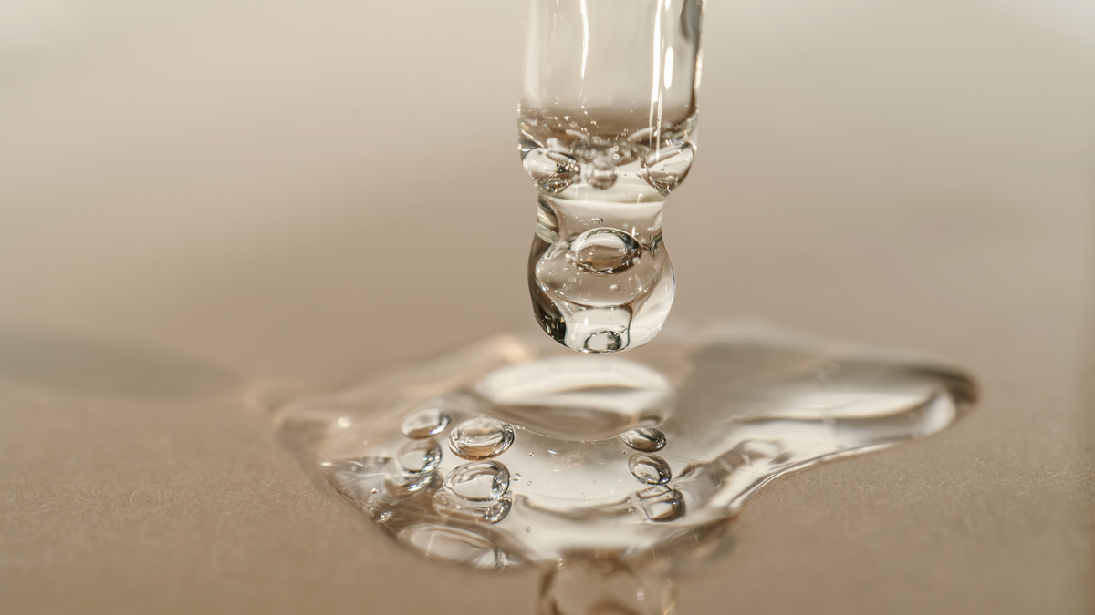 How Peptides Support Your Natural Skincare Routine