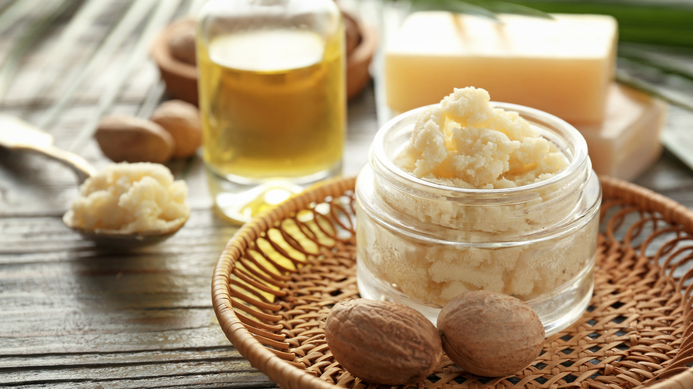 Natural Skincare for Dry Skin: How Shea Butter Helps Restore Moisture