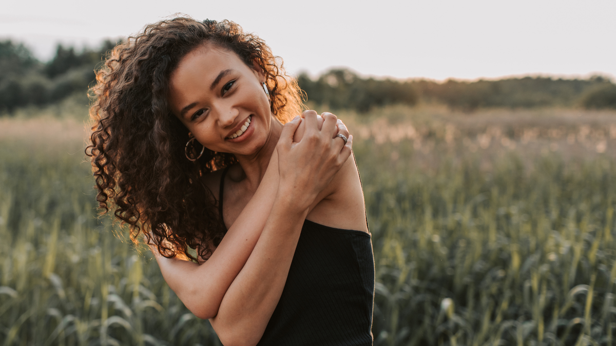 A Guide to Cycle Syncing Your Natural Skincare Routine